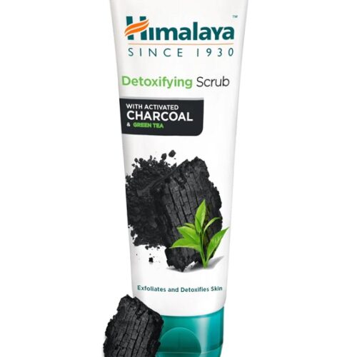 Himalaya Detoxifying Scrub with Activated Charcoal & Green Tea - 75 ml.
